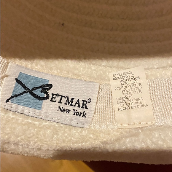 Betmar Women's Hat - Picture 2 of 4